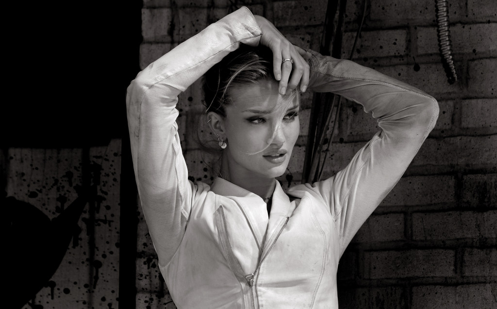 Rosie Huntington-Whiteley 