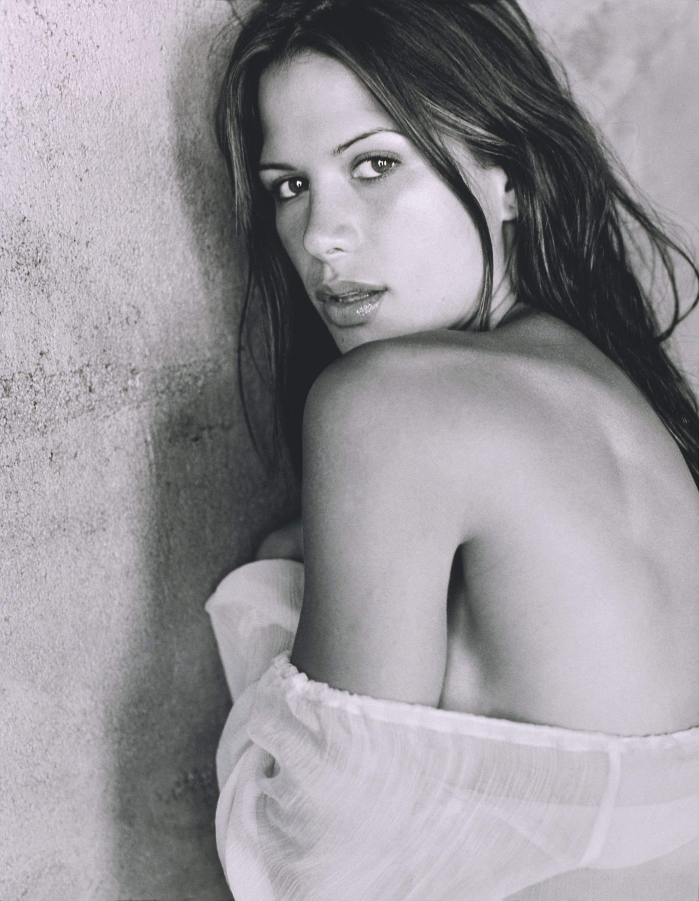 Nude photos of rhona mitra